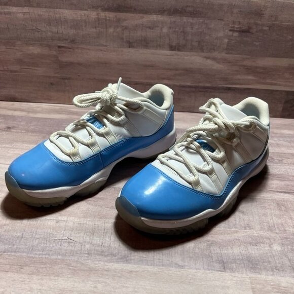 Nike Air Jordan 11 Retro Low UNC Sneakers White/University Blue Mens Size 8 - Picture 3 of 11
